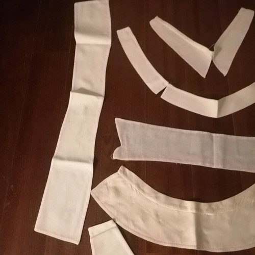 Collars and cuffs used for sewing on blouses or dresses