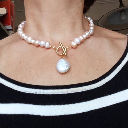 Handmade necklace with baroque pearls new in white and pink