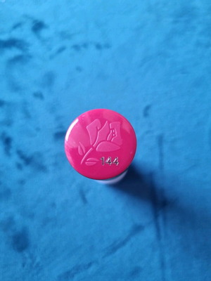 Lancome L' Absolu Rouge Sheer Lipstick 144 Red Oulala used