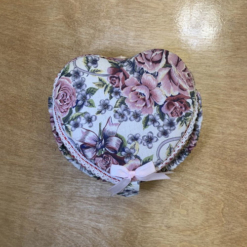 Jewelry box heart-shaped used
