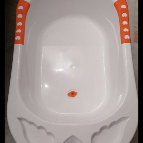 Large baby bathtub with non-slip handles new