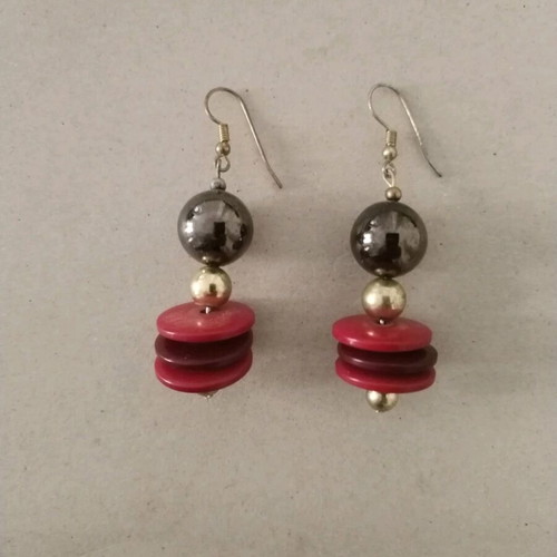 Handmade earrings like new, red