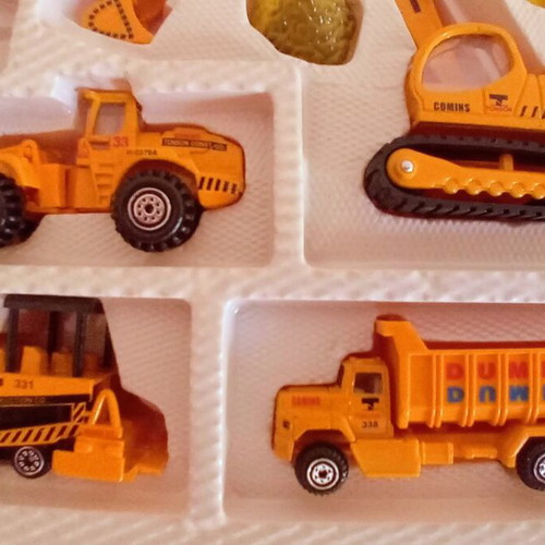 Pro Engine Die Cast Metal Construction Play Set like new