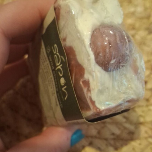 Peeling soap with Greek virgin olive oil and wild cherry powder new