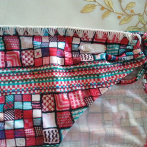 Swimsuit top and bottom set like new, colorful, size XXL