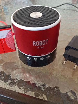 Ράδιο robot με μπαταρία , μνημες usb