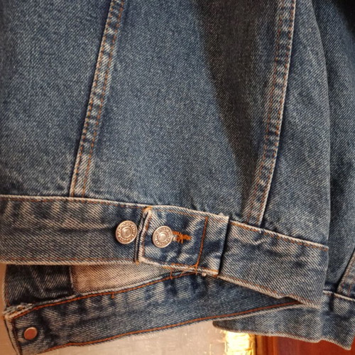 Levi's Vintage Denim Jacket 1980s relaxed fit size L/XL like new, blue