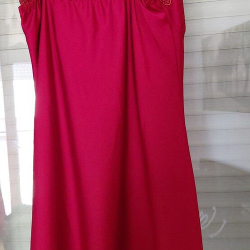Red mini negligee with lace details and adjustable straps