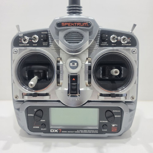 Spektrum DX7 7-Channel 2.4GHz DSM2 RC transmitter like new