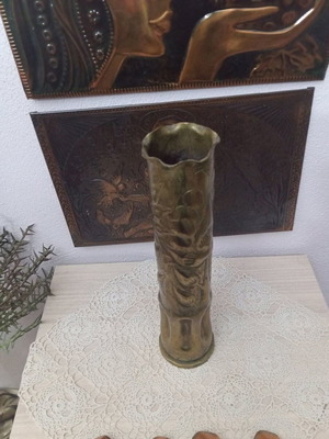 Bronze flowerpot like new