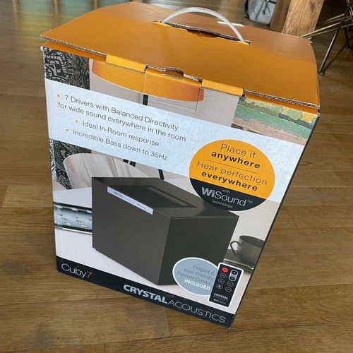 Crystal Acoustics Cuby 7 Bluetooth speaker like new, WiSound technology