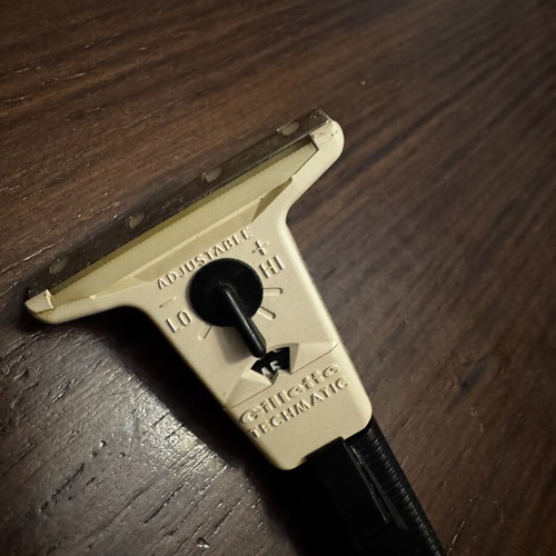 Gillette Techmatic Adjustable vintage razor with case