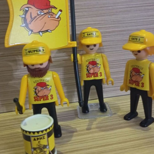 Playmobil Aris Football Fans Figures like new with Flag and Drum