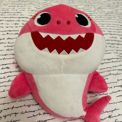 FurReal Glamalots Puppy and Singing Baby Shark like new with bead set