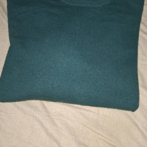 Benetton men's wool sweater large used, cypress green