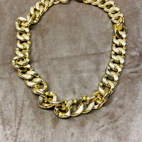 Necklace used, faux thick chain in gold tone
