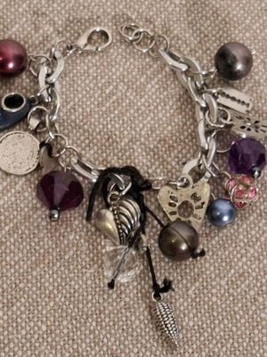 Bracelet with decorative charms like new, silver, 19cm length
