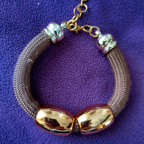 Women's bracelet like new, elegant daily wear