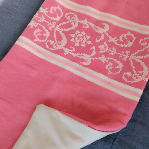 Large woven pillowcase like new with handmade embroidery 80x50 cm