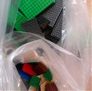 Lego πλακέ κομμάτια