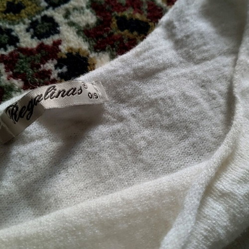 Soft woolen blouse like new, 3/4 sleeves, size S