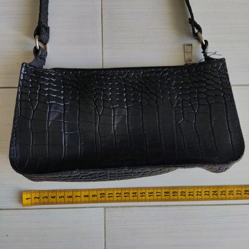 Black shoulder bag like new