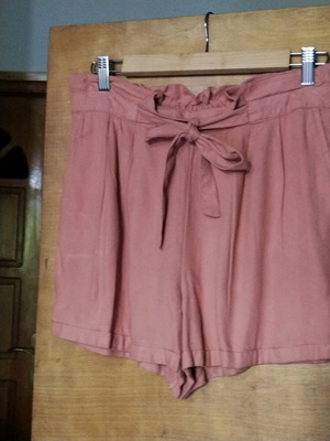 Pink shorts size M like new