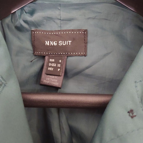 Mango trench coat green small like new