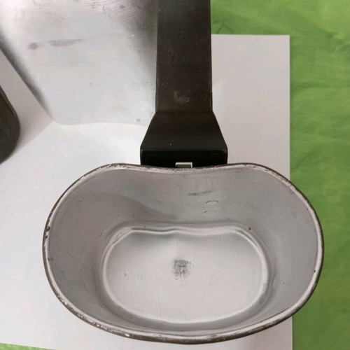 Military canteen like new