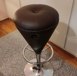 Bar Stool adjustable, like new