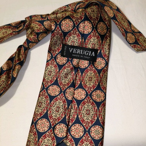 Verugia silk tie like new