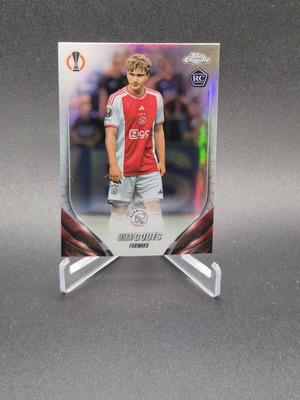 2023-24 Topps Chrome UEFA Club Competitions Refractor Mika Godts Rookie κάρτα Ajax PSG