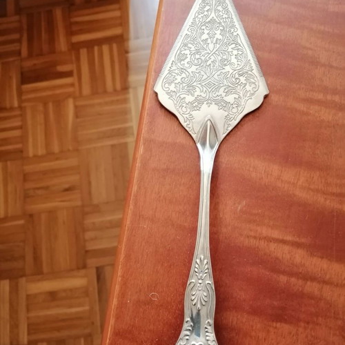 Silver carved cake spatula new