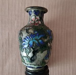Chinese vases like new, small