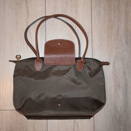 Longchamp hand bag used, green