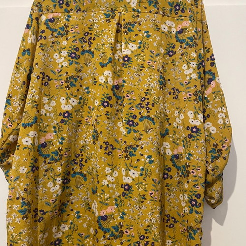 Fullah Sugah mustard floral shirt used, size L