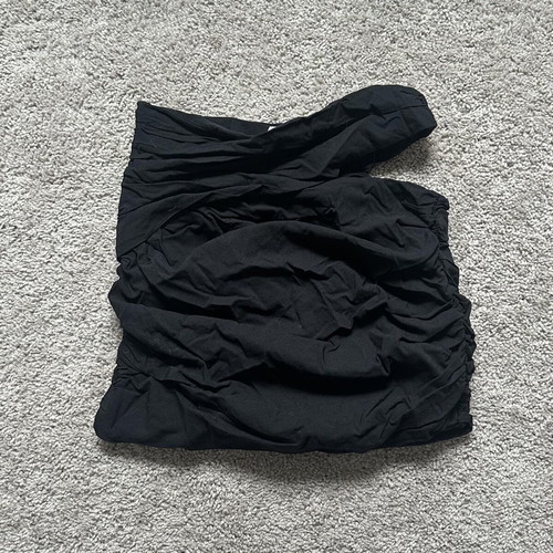 Zara cut out mini skirt unused, size XS