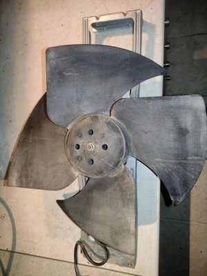 Fan with brushless motor used, powerful airflow
