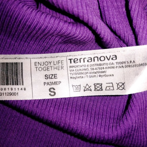 Off the shoulder purple top like new, size M