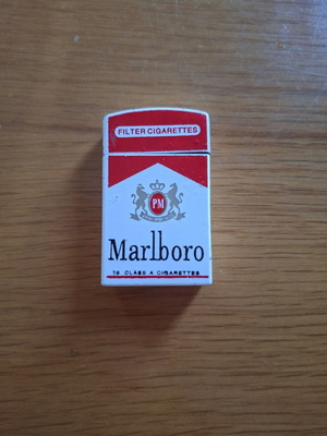 Marlboro Collectible Metal Gas Lighter Used