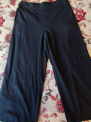 Zara zip culottes blue/grey striped medium used