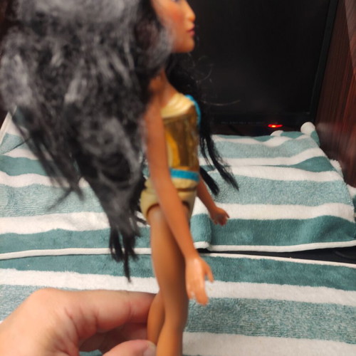 Princess Pocahontas doll used