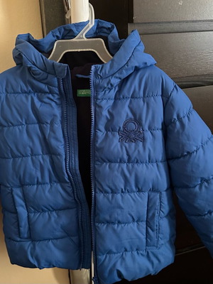 Benetton blue padded jacket with hood used, 98 cm, 2-3 years