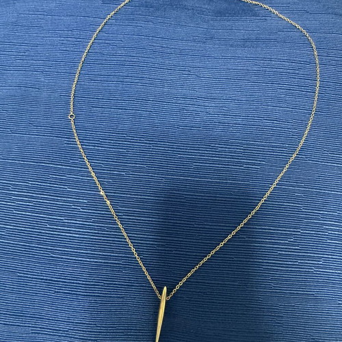 VG Styline necklace with gold-tone chain and pointed pendant
