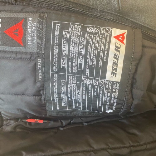 Μπουφάν μηχανής γυναικείο Dainese σαν καινούργιο, μέγεθος Small