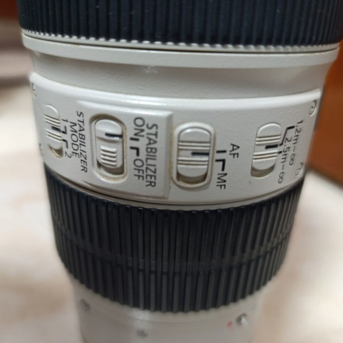 Cano EF 70-200 f/2.8 II lens