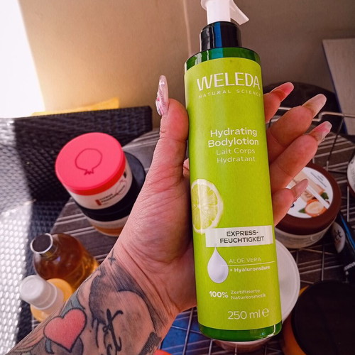 Weleda Hydrating Body Lotion 250 ml new
