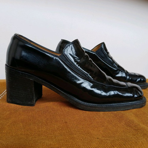 Sergio Rossi vintage patent leather heels used, size 40
