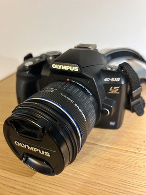 Olympus E-510 DSLR μεταχειρισμένη με φακό 14-42mm