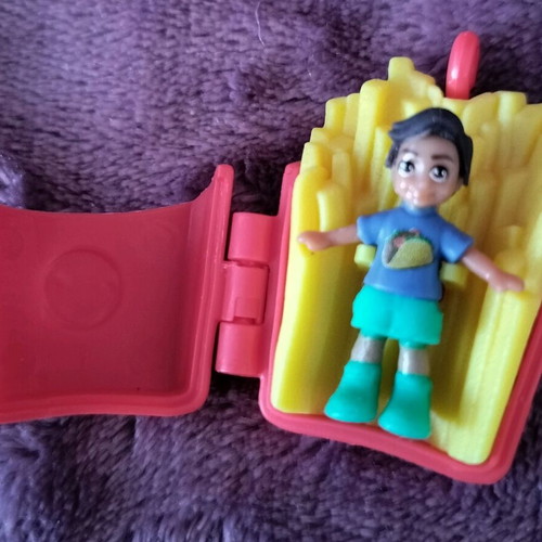 Polly's pocket miniatures and accessories like new